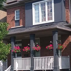 Séjour chez l'habitant Village At York U Toronto